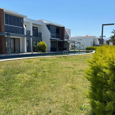 Ferienhaus 850m To The Sea, Detached House With Pool, Shopping Mall In Front Kusadası
